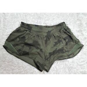 Lululemon Hotty Hot Shorts II *2.5" Heritage 365 Camo Green Twill Multi size 6